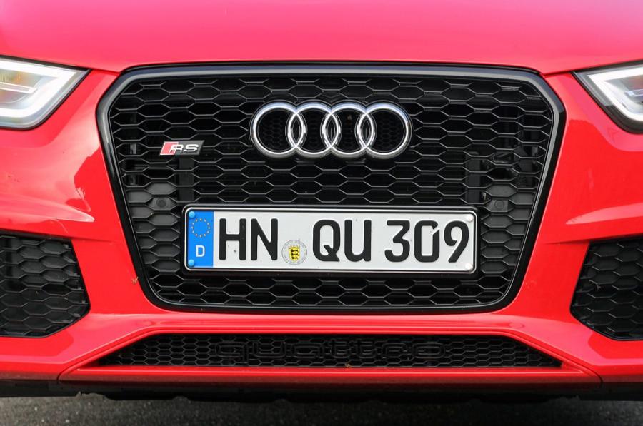 Детали экстерьера Audi RS Q3 (8U) 2013 года  (WW) (фото 11 из 76)